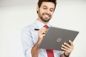 Man using an HP ElitePad